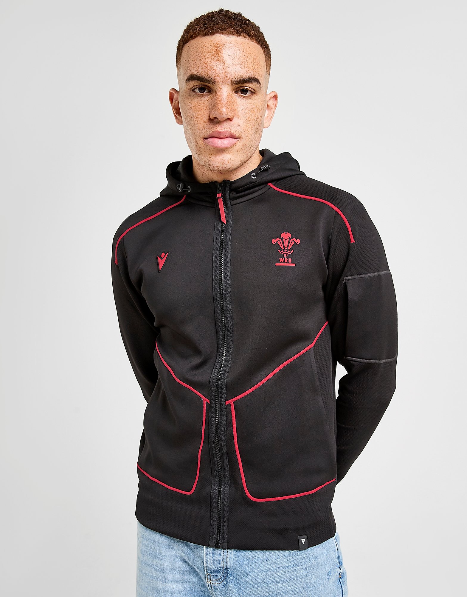 Macron Welsh Rugby Travel Hoodie - Zwart- Heren, Zwart Macron Welsh Rugby Travel Hoodie - Zwart- Heren, Zwart